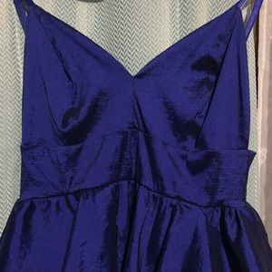 A Royal blue high/low dress 🤩